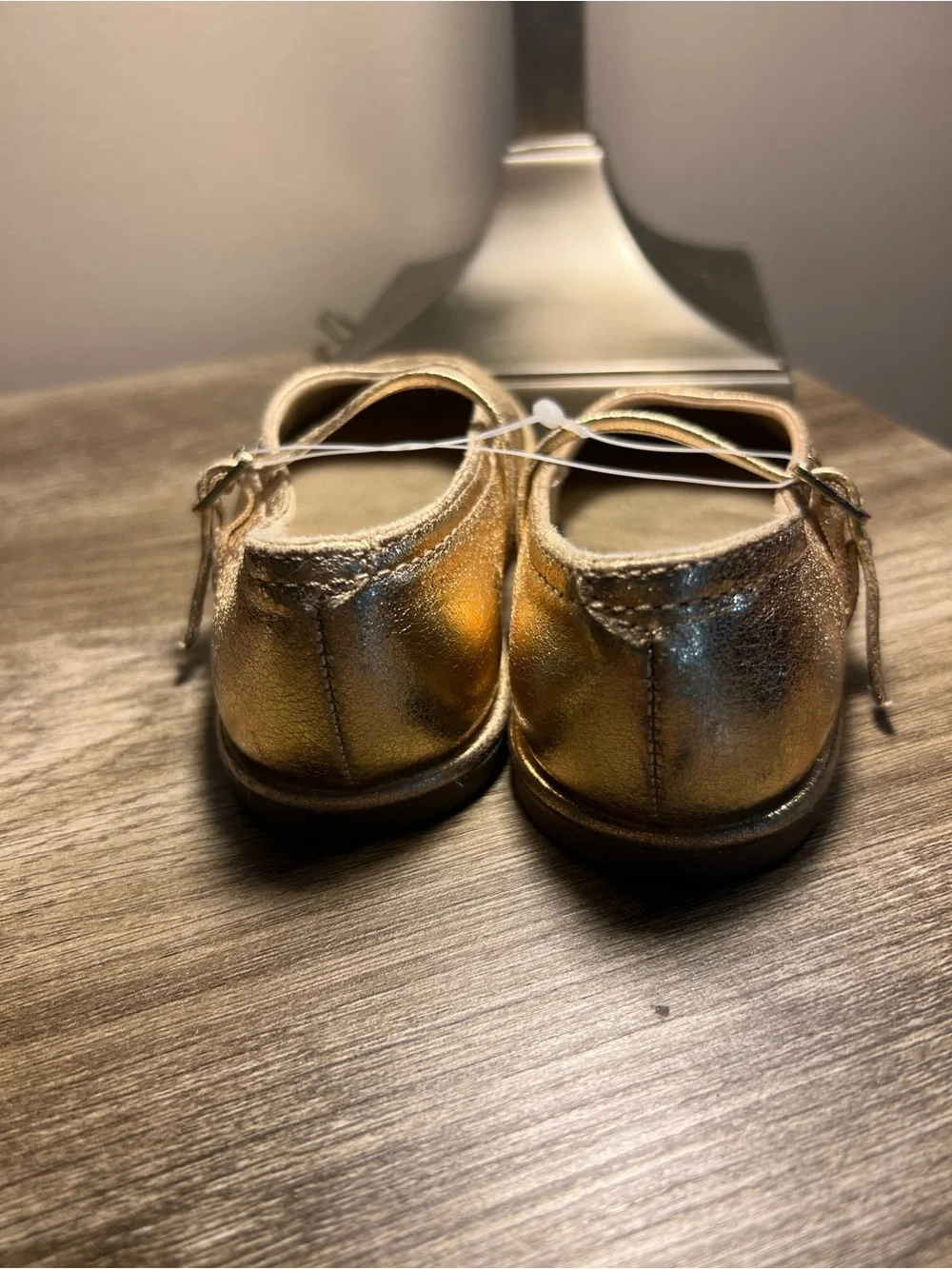 Zara Girls Gold Mary Jane Dress Shoes stock (10)